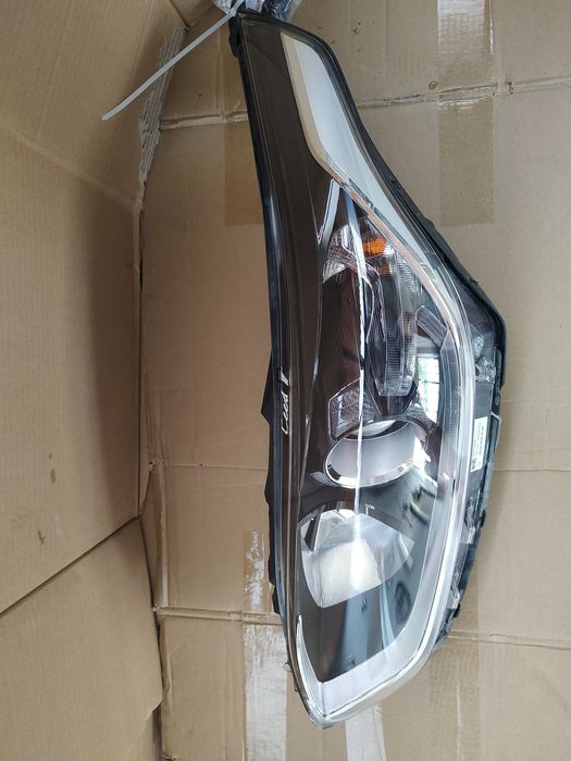 Reflektory  kia / Hyundai nowe modele
