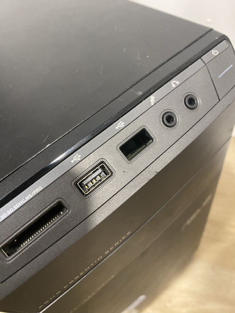Caixa da asus com leitor de cds e leitor de cartao SD