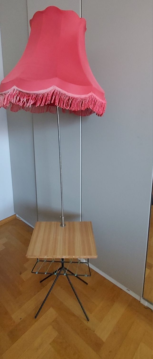Lampa  podlogowa PRL ze stolikiem