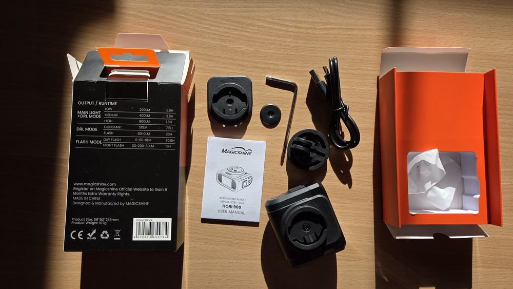 Lampka rowerowa Magicshine Hori 900