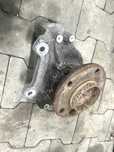 Zwrotnica prawy przod piasta bmw e90 e91 e92 6.764.444 . 320. 325. 318