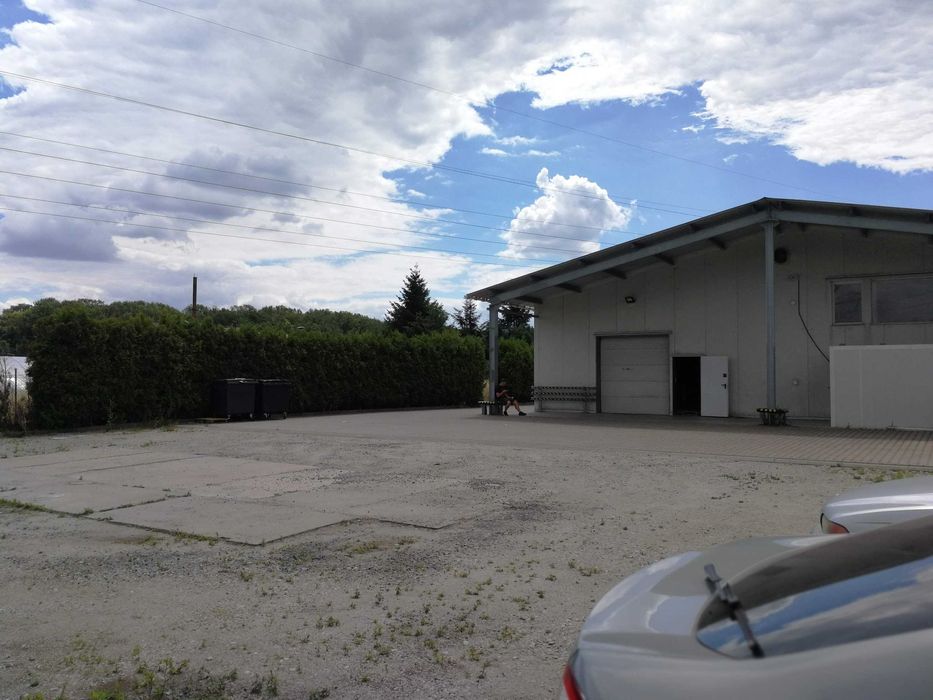 Magazyn 300m2, okolice FAT, regały paletowe, posadzka niepylna.