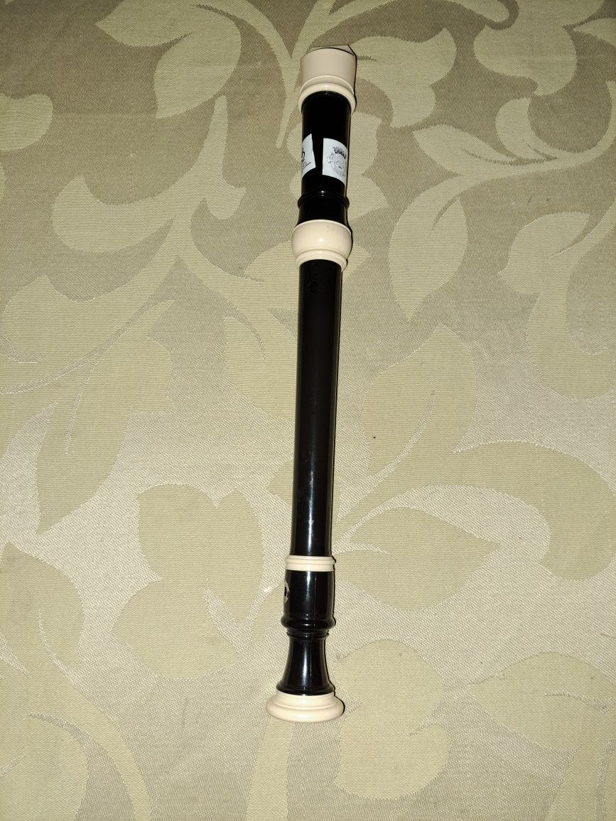 Flauta preta e bege