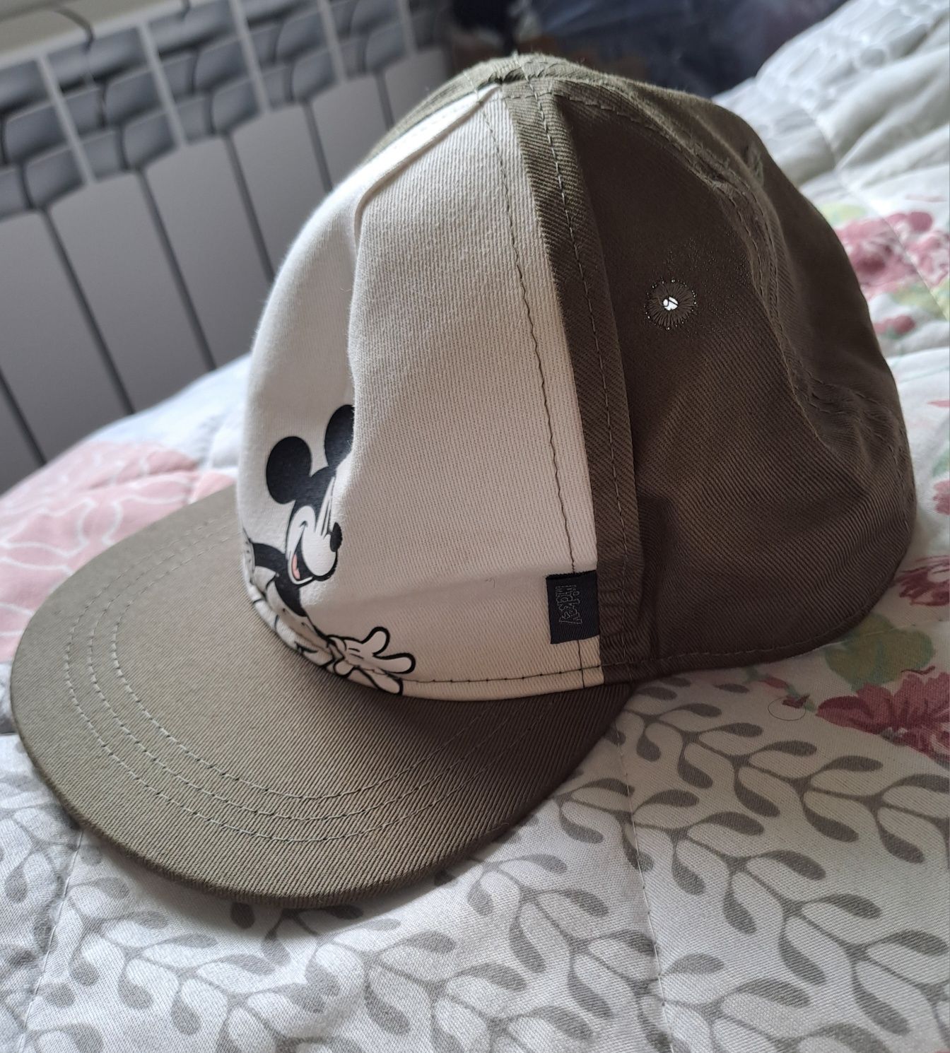 Czapka z daszkiem gumka Micky khaki h&m bliźniaki I nie tylko