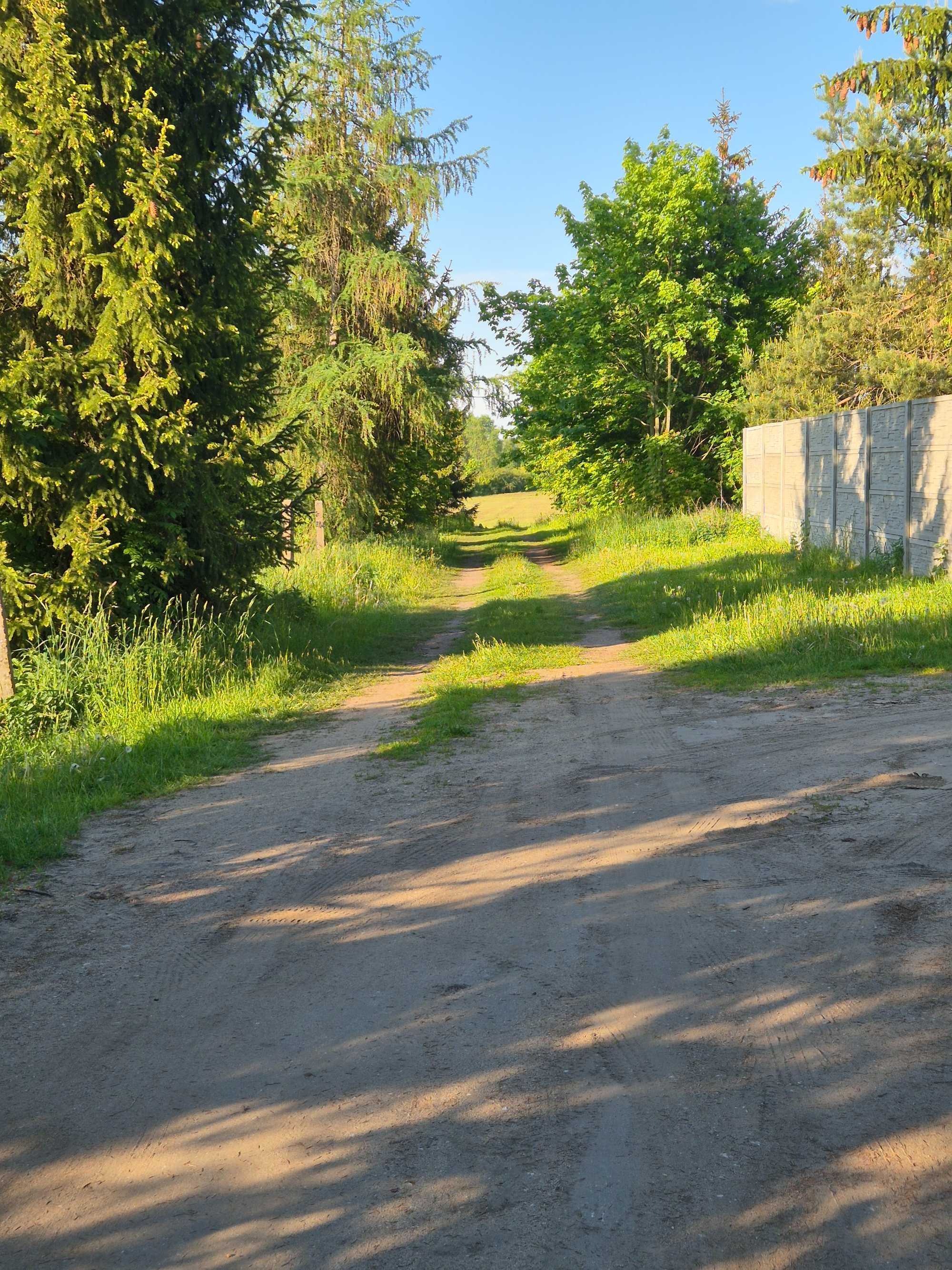 Działka przy zalewie