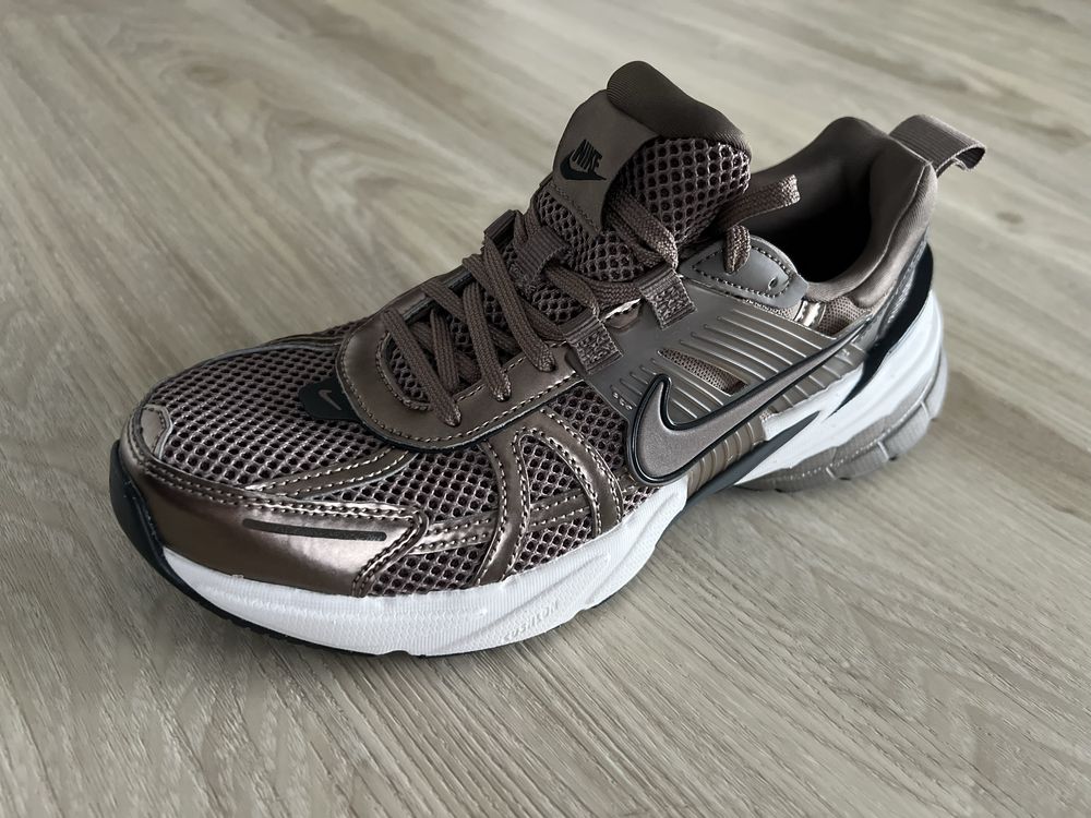 Nike V2K Run Mink Brown