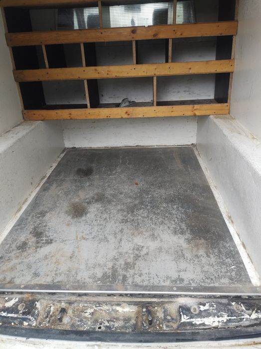 Volkswagen T5 2005, 1.9 TDi 5-osobowy