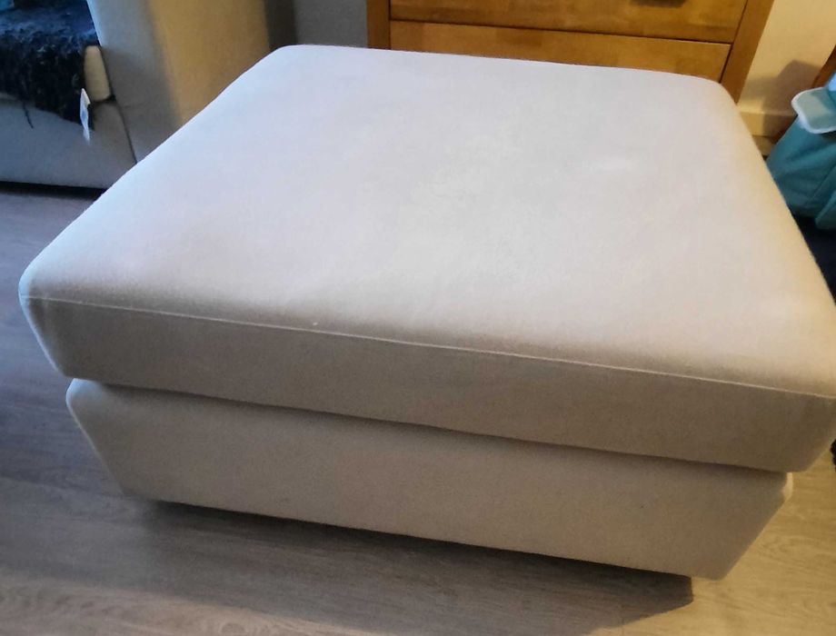 Banco Sofá Cinza Claro