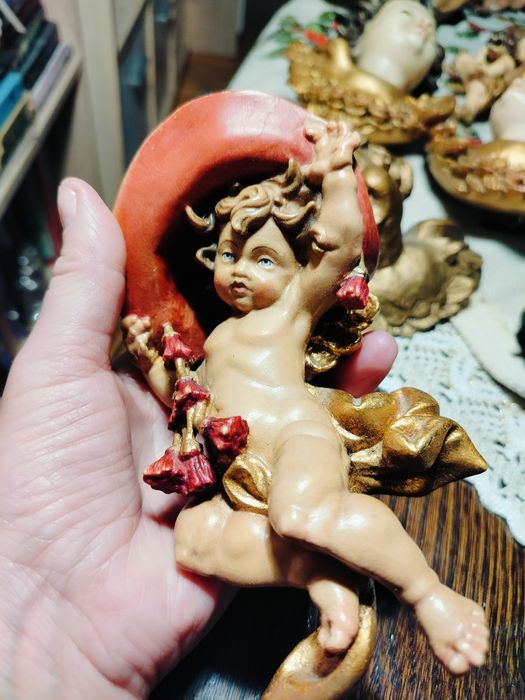 Aniołek anioł putto