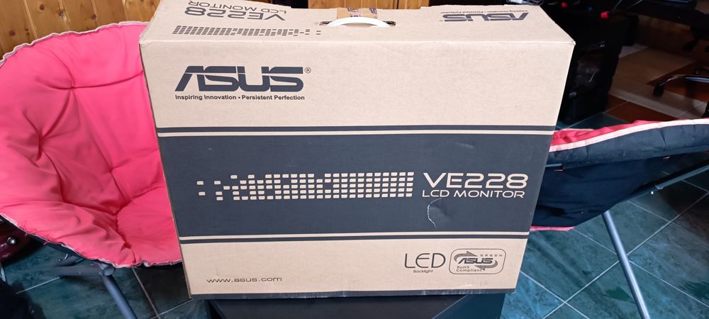 Monitor ASUS VE228 22"