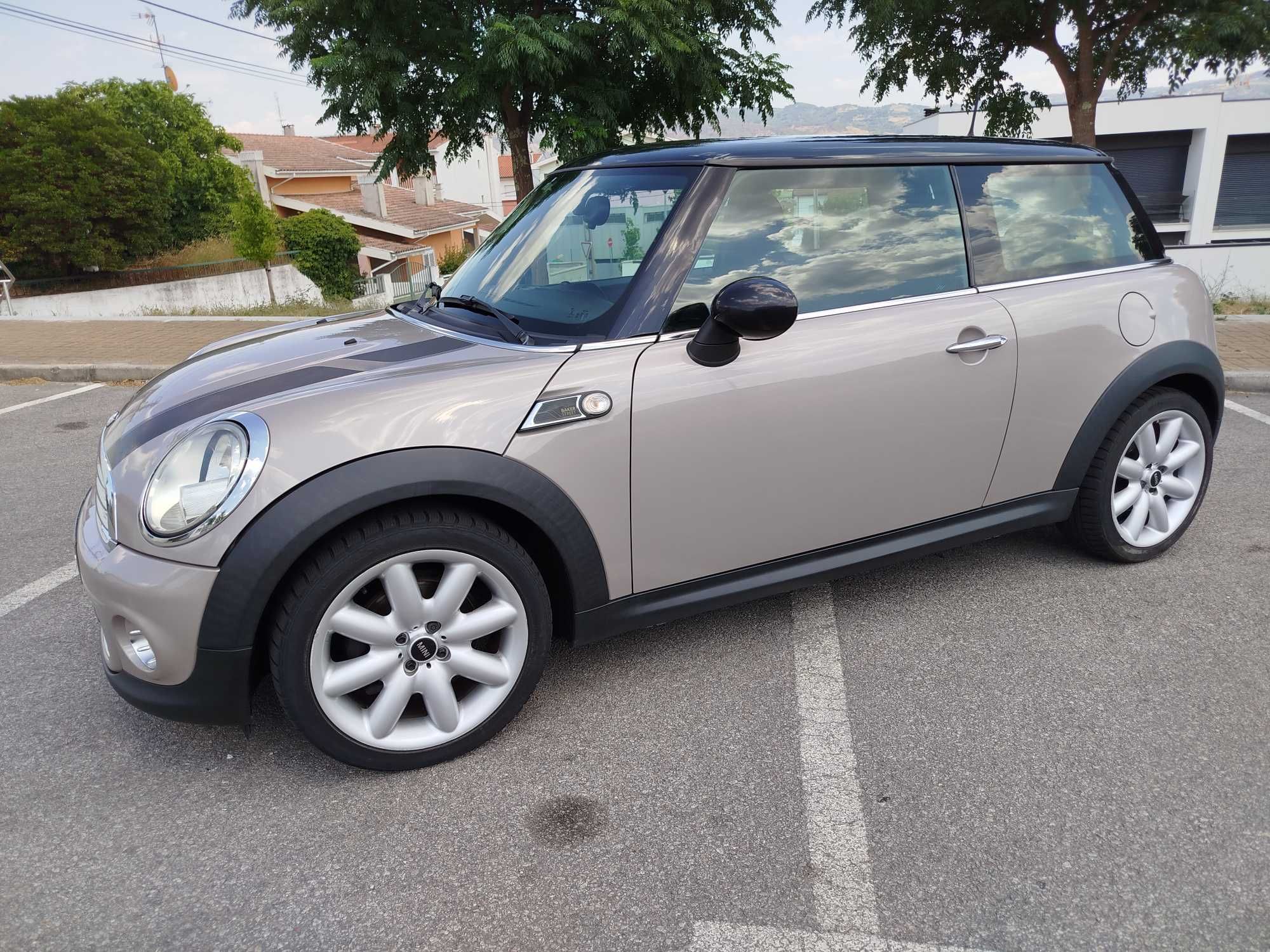 Mini 2012  Baker street