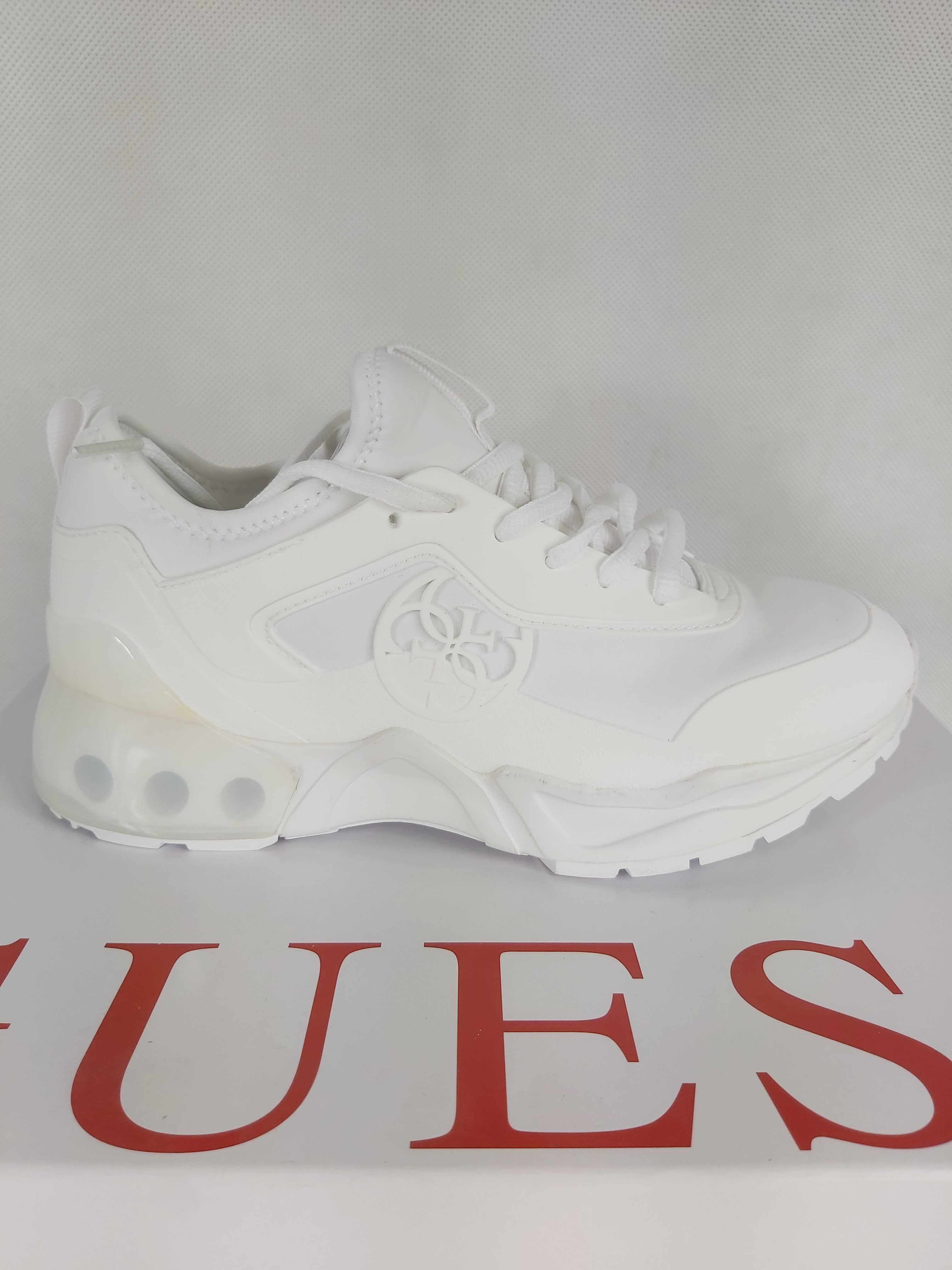 Nowe sneakersy białe GUESS trampki a257