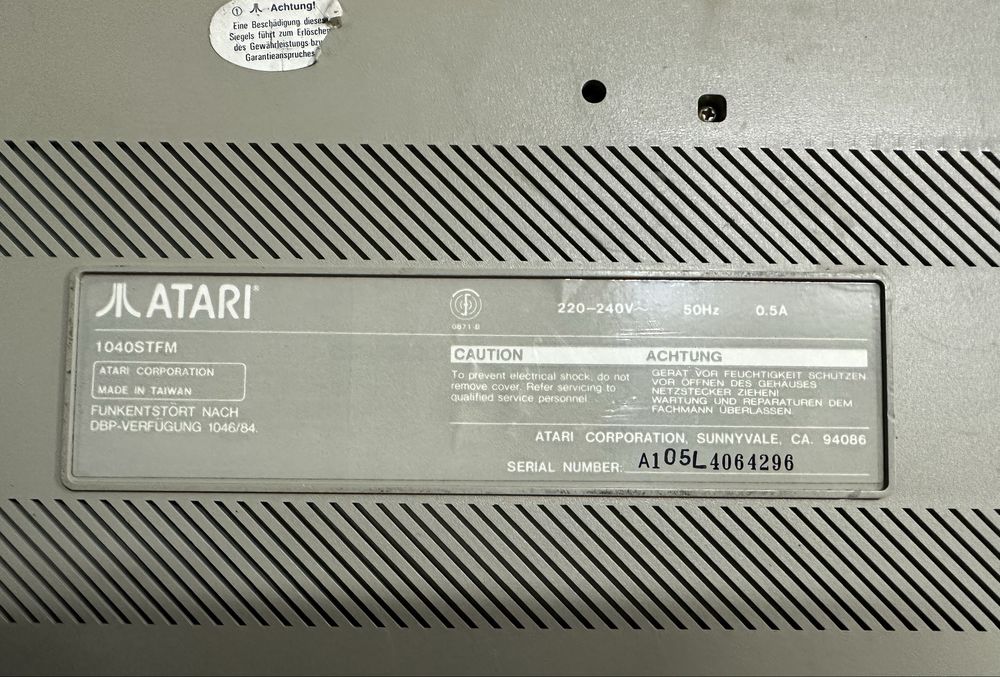 Atari 1040ST sama jednostka