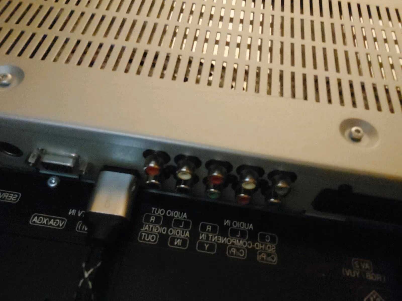 tylko dzis telewizor  LOEWE  Xelos A 42 + pilot