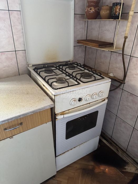 Продам 2 к квартиру у приватному будинку район вул. Польова