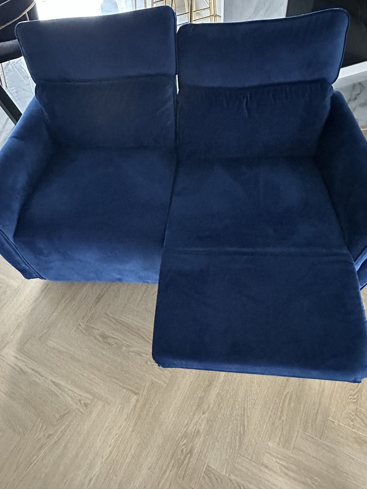 Sprzedam sofęz funkcją relaksu