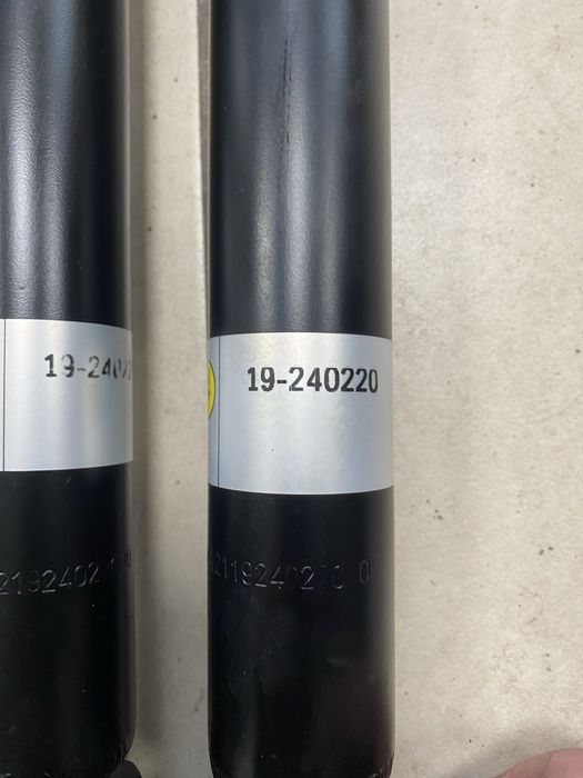 Стойки и опоры на Mazda3 Skai activ