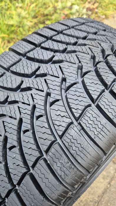 225 45 r17 opony zimowe tanio okazja nowe 24 rok 9mm