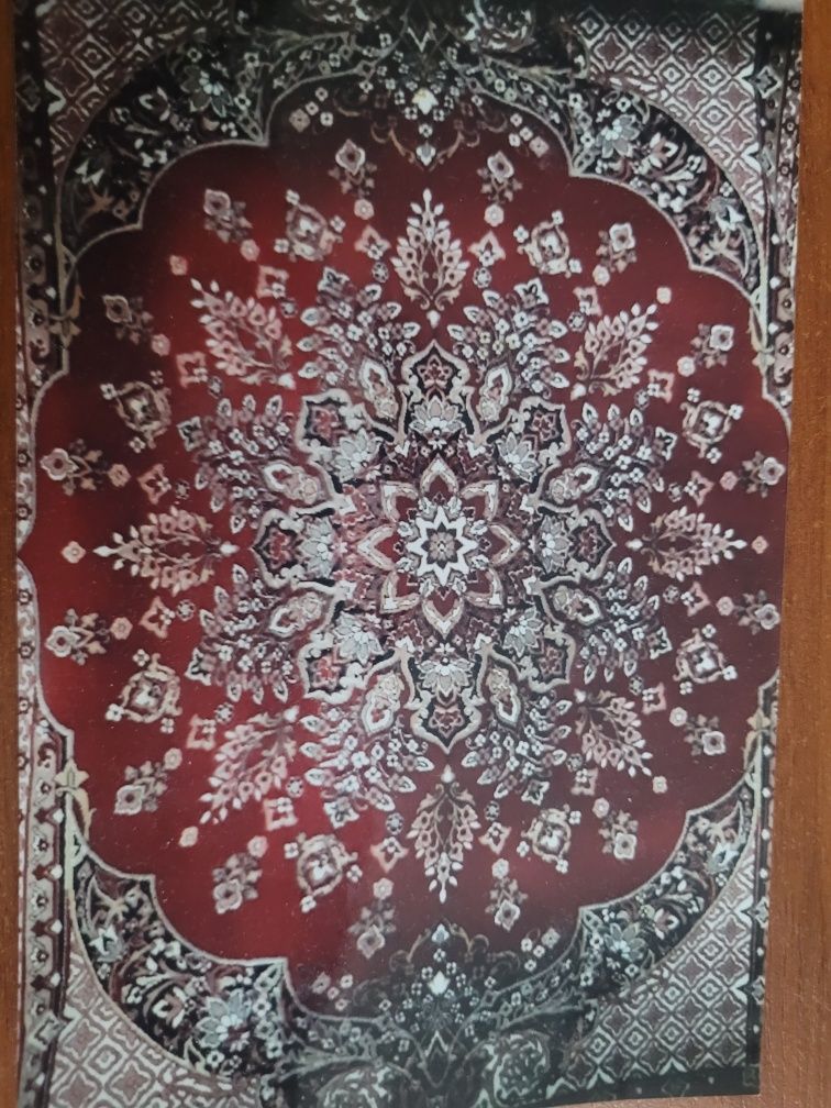 Продам коври б/у