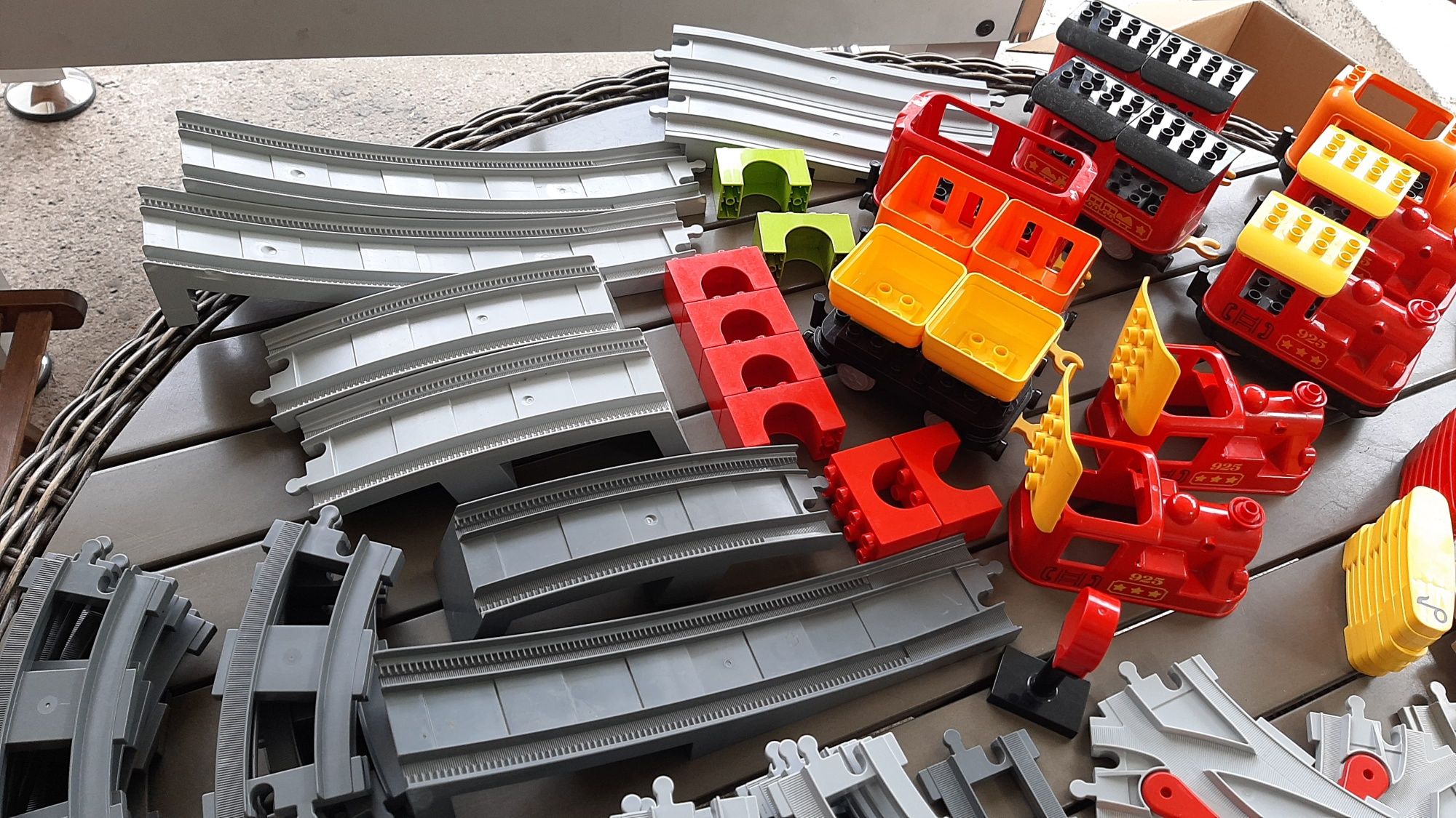 Ponad 80 torow most zwrotnice lego duplo 10875 oraz 10874 i 10872  i 1