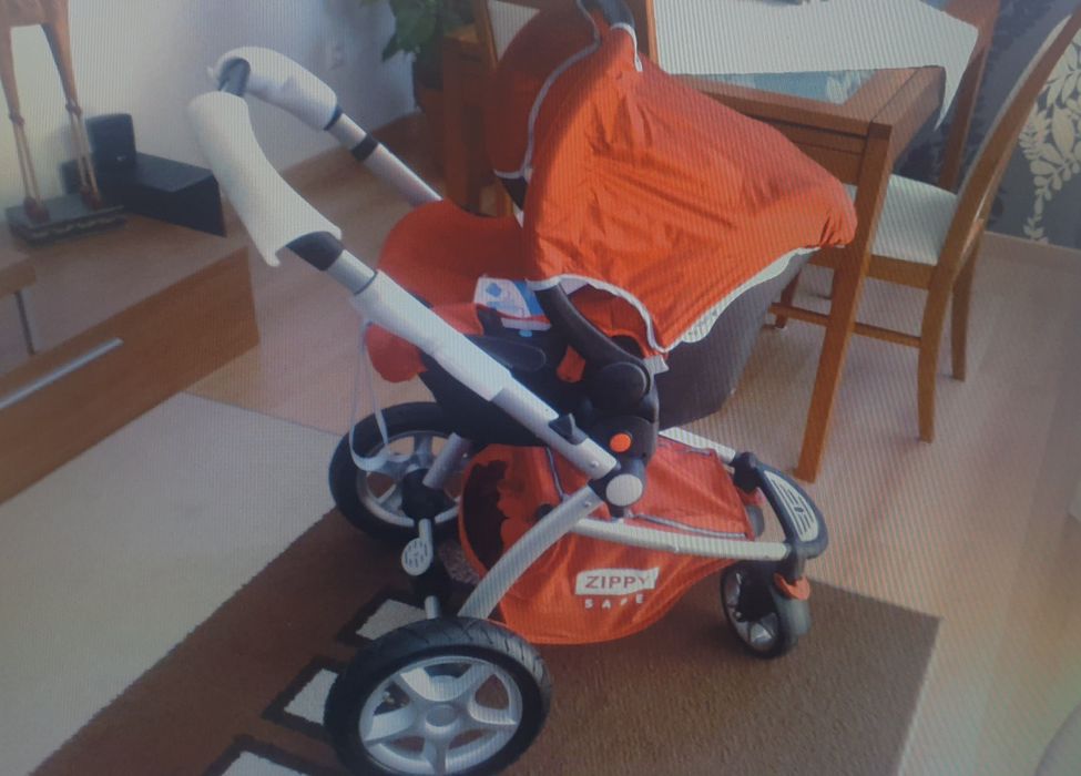 Carro zippy vermelho