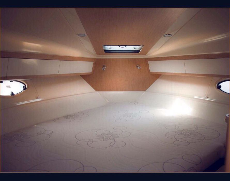 Голланська Яхта Focus 33 НТ