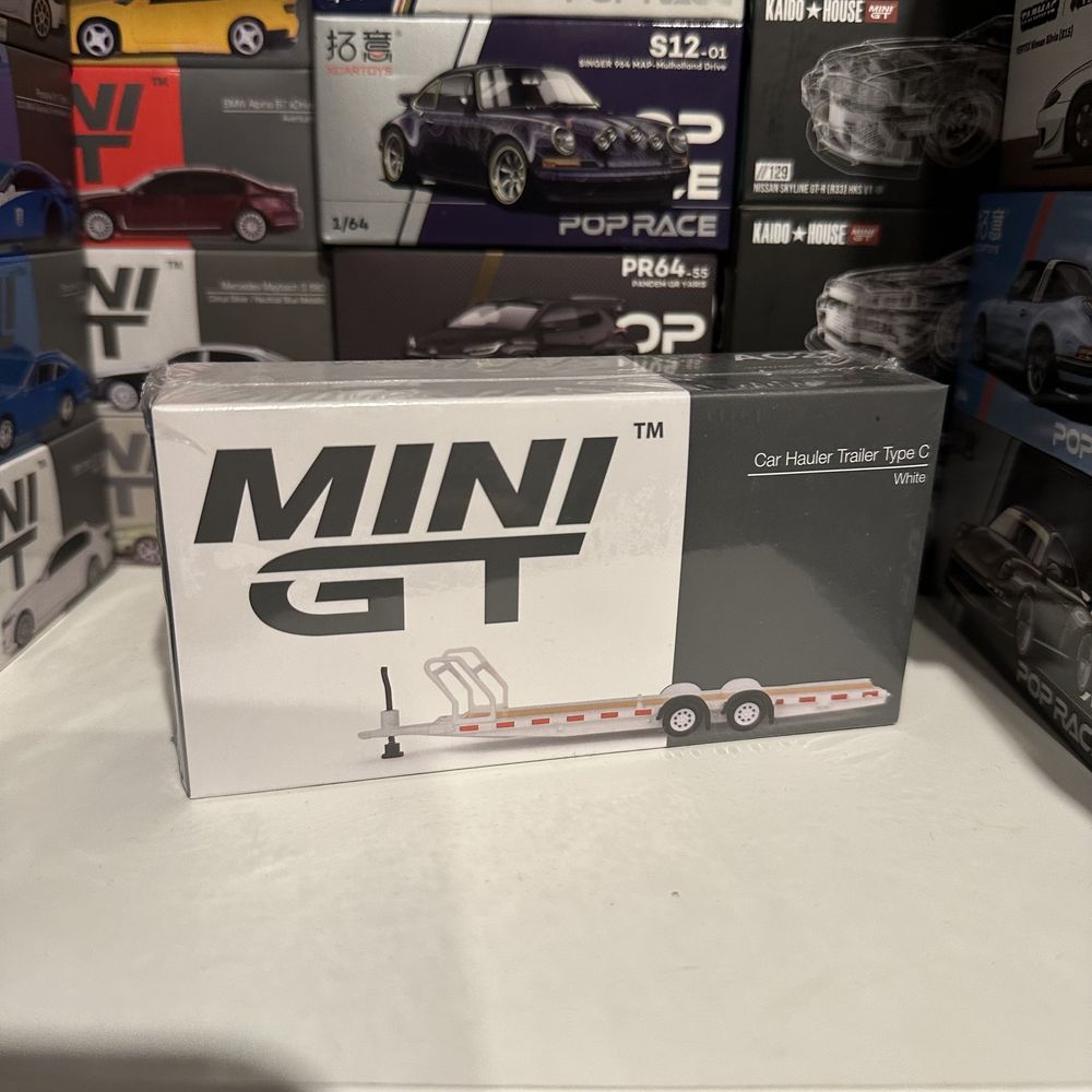 Przyczepka model MiniGT 1/64 kolekcja