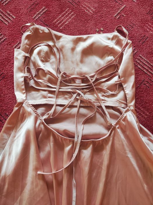 Sukienka satynowa rozkloszowana wiązanie na plecach Shein S