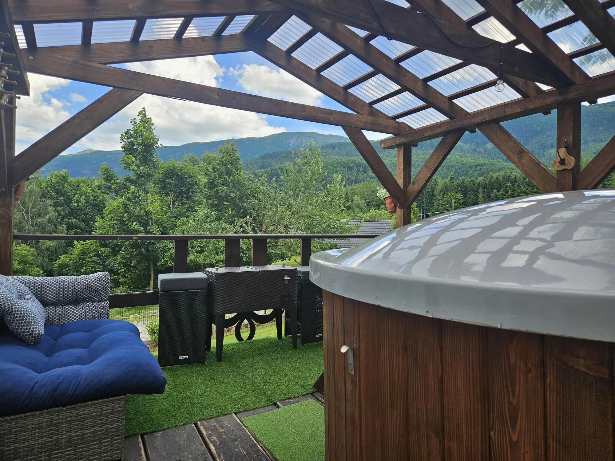 Domek Dychnij SE w Zawoi, ogrodowe SPA jacuzzi sauna