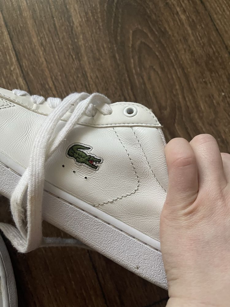 Продам Оригинальные кожаные мокасины Lacoste! Недорого! Идеальное сост