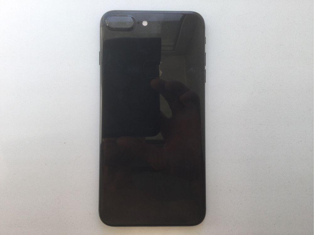 iPhone 7 Plus 128 gb R-Sim