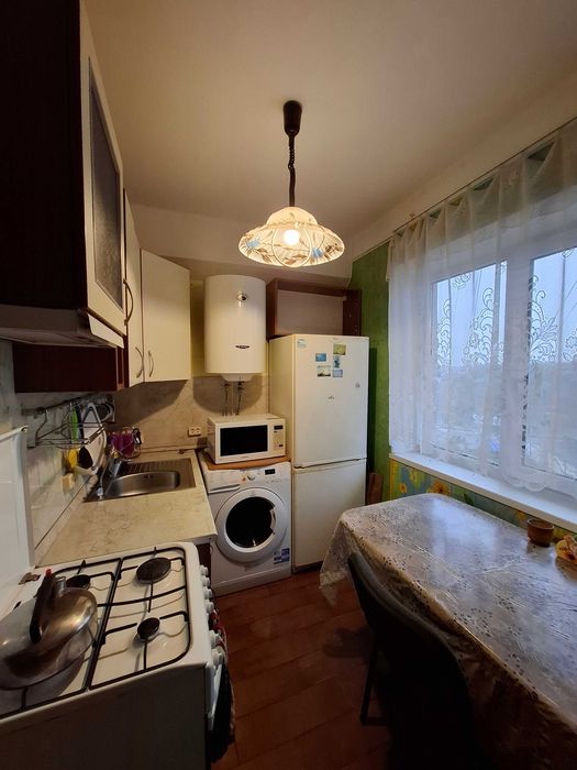 Оренда 3-кім.  Васильковская,2а метро  Голосеевская  Васильковская