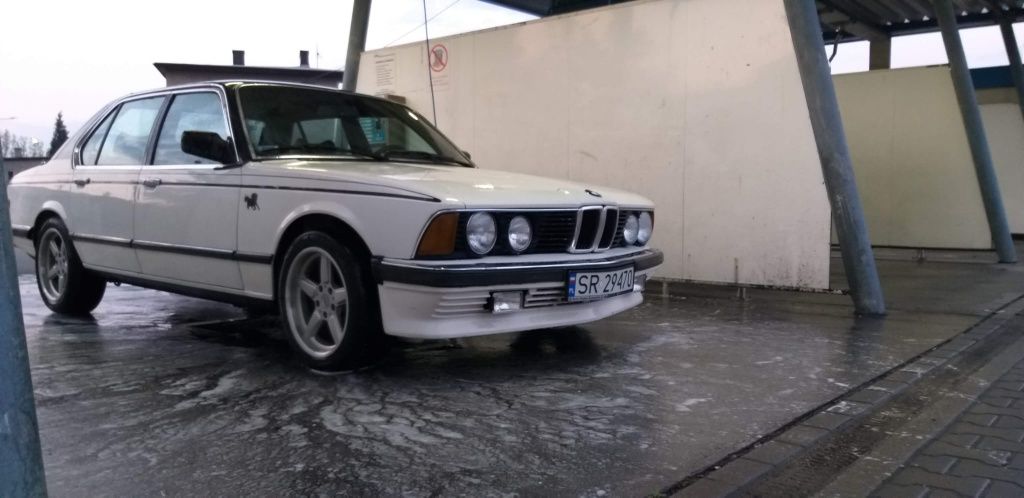 Sprzedam Bmw e23 730i zarejestrowany