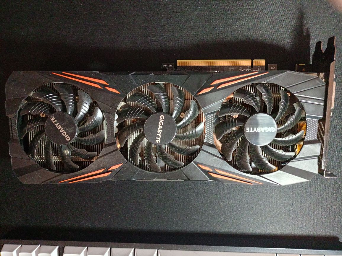 Karta graficz GeForce GTX 1070 G1 gaming