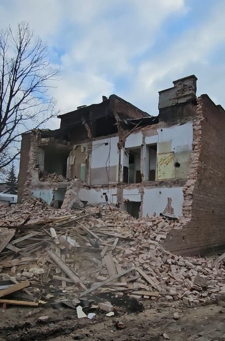 Rozbiórki, wykopy, kruszenie