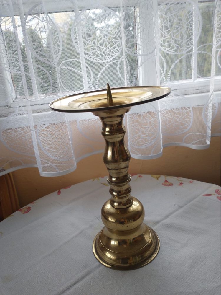 Mosiężny świecznik 30 cm wysokości