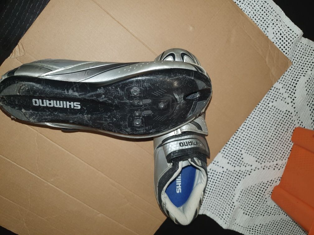Sapatos estrada n41