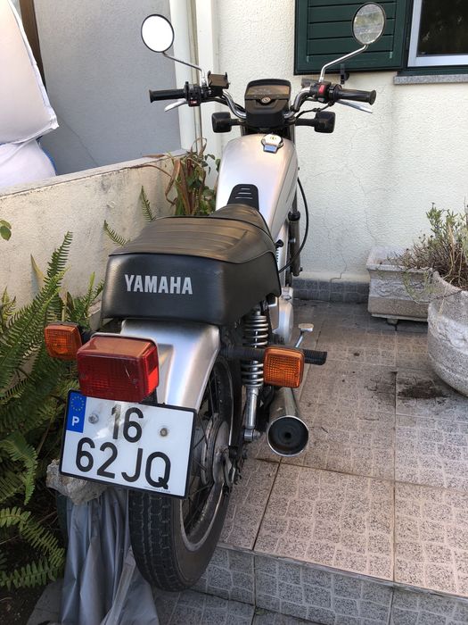 Mota yamaha SR 125.