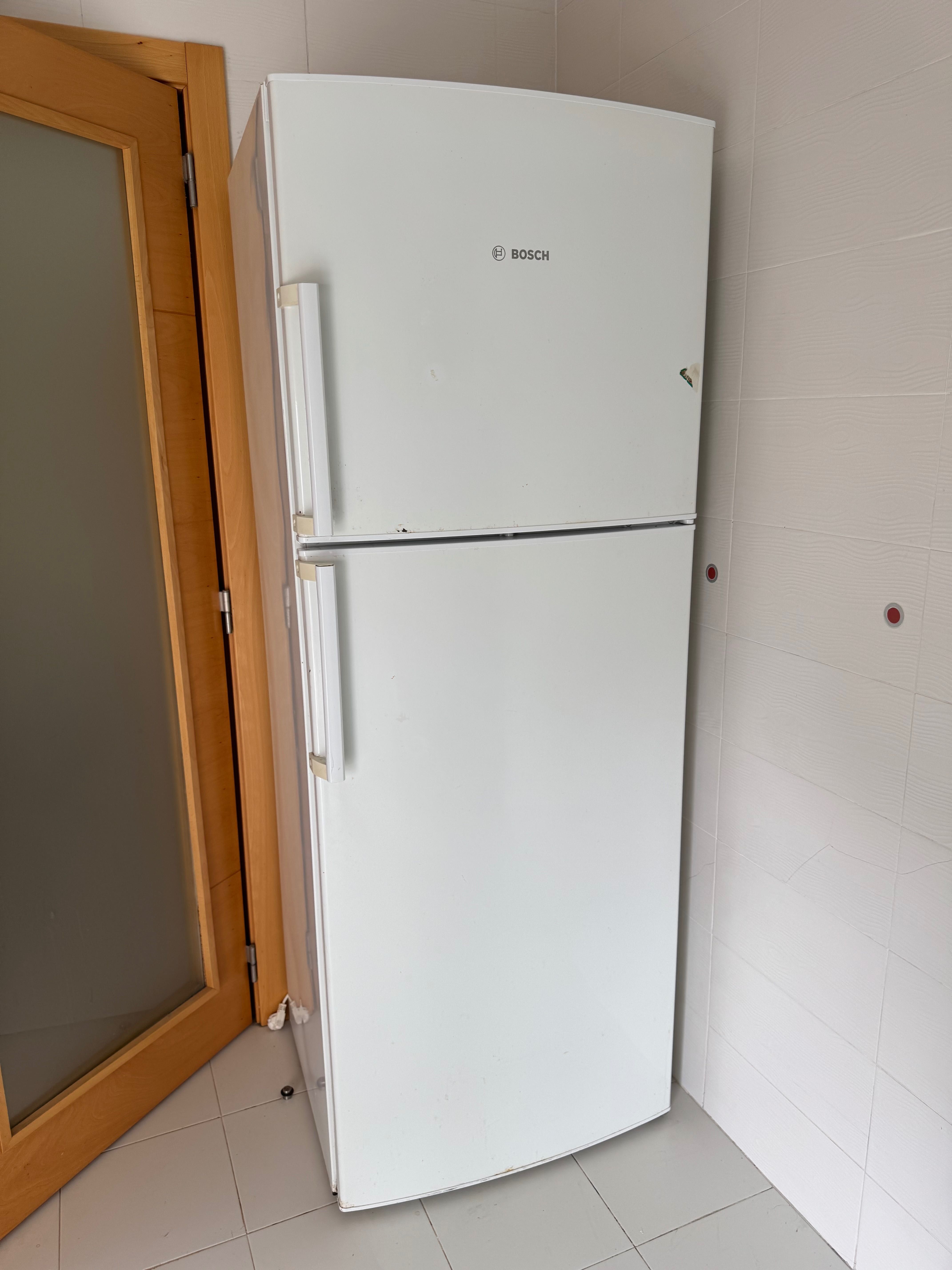 Frigorifico Bosch KDV42X13