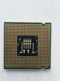 Процессор Intel Pentium e5200 2 ядра, 2.5 GHz 775 сокет + кулер к нему