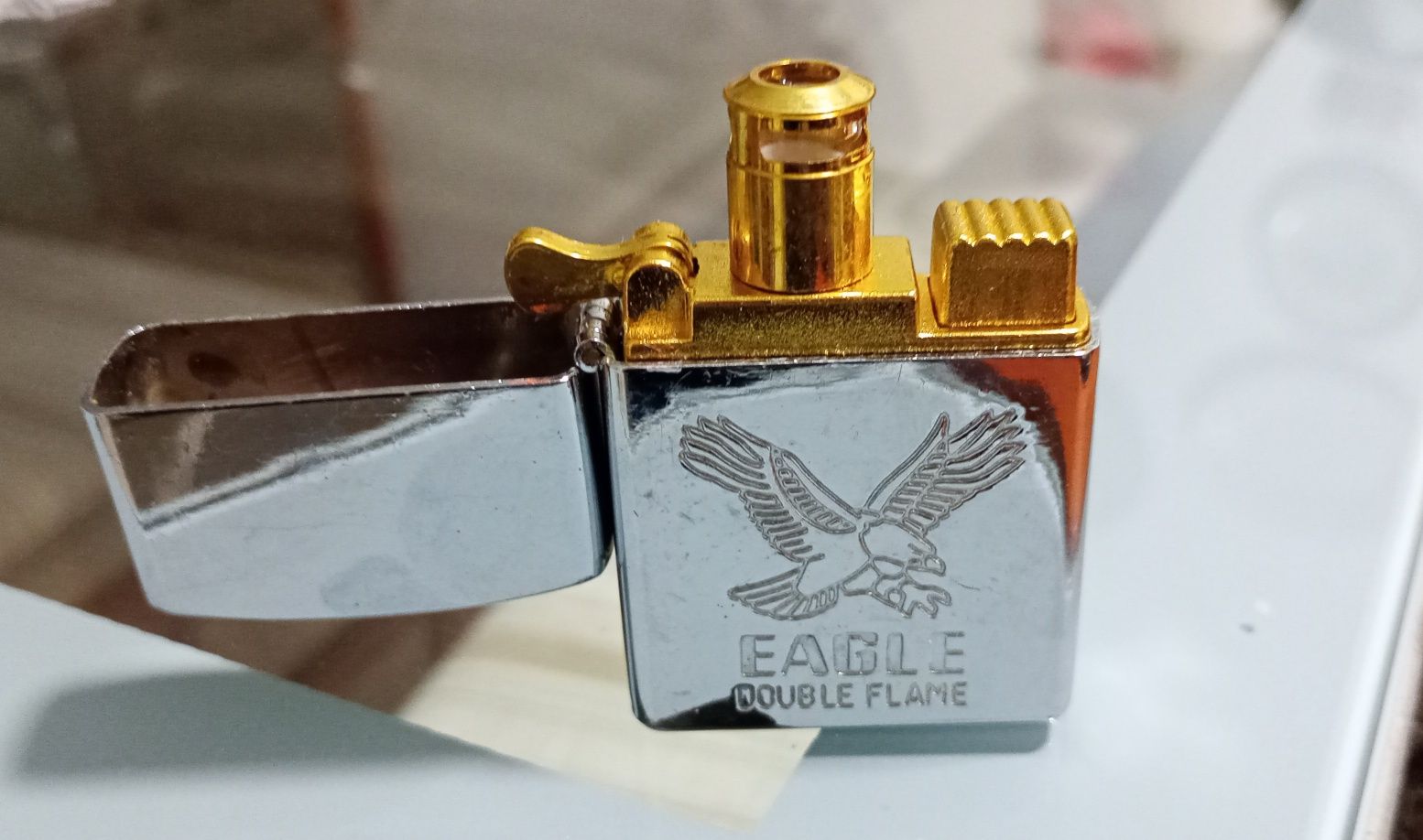 Isqueiro antigo Eagle double flame