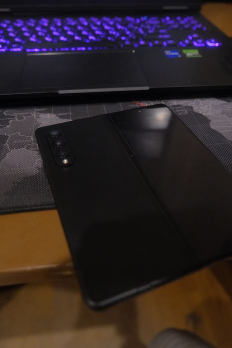 Samsung galaxy z fold 3 512gb