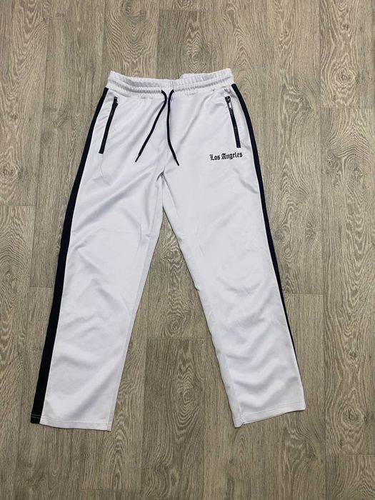 Спортивні штани flared/флеерд