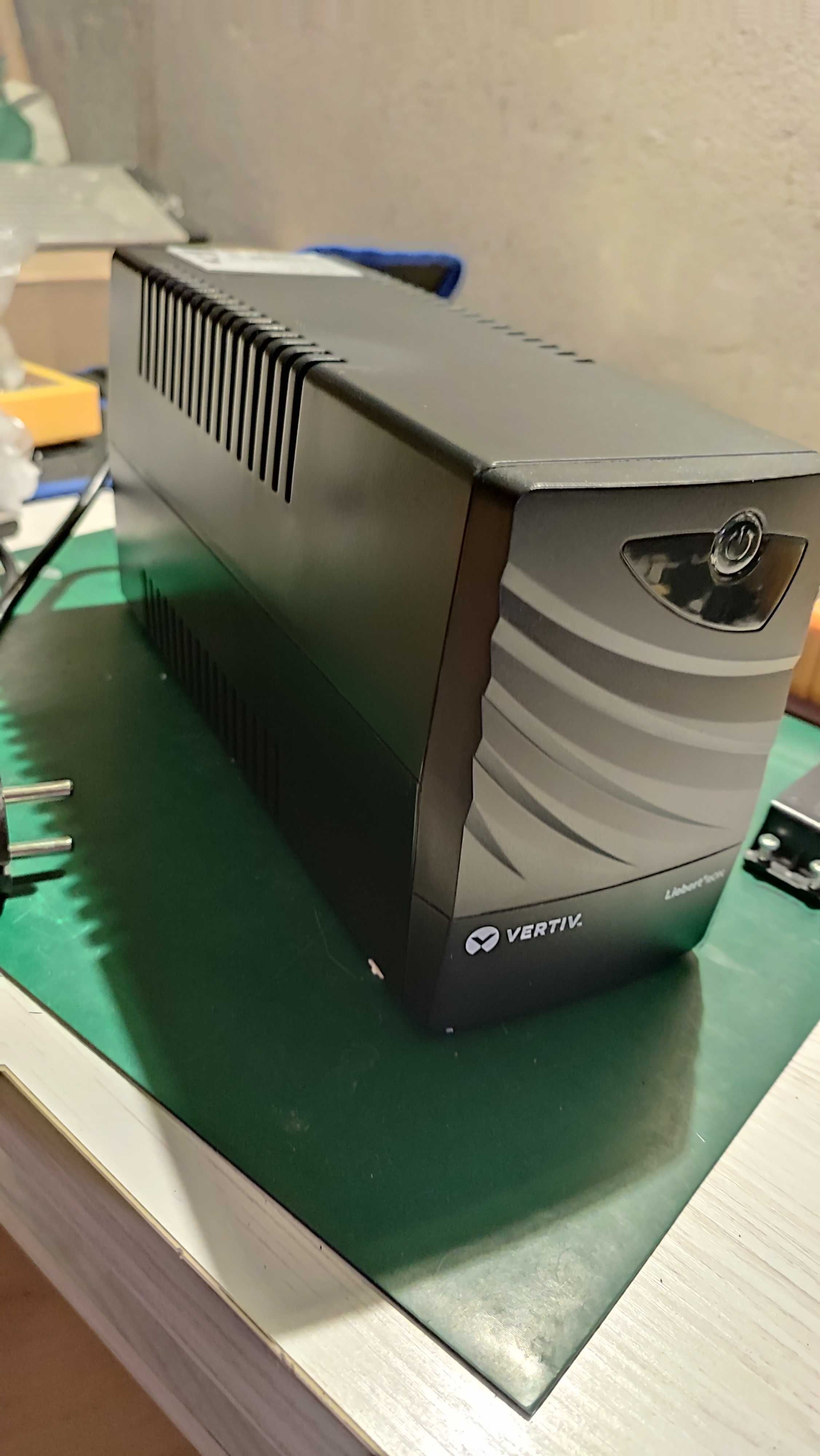 UPS Vertiv Liebert itON 800VA