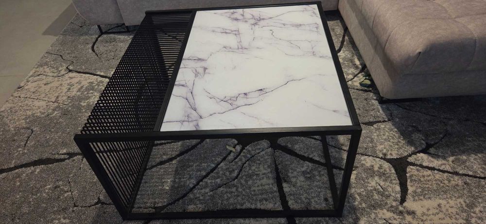 Nowoczesny stolik kawowy