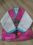 Koreański hanbok dla dziecka