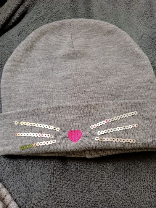 Czapki zimowe dziewcz 2 szt. 54-56 cm jak nowe, komin, szalik.