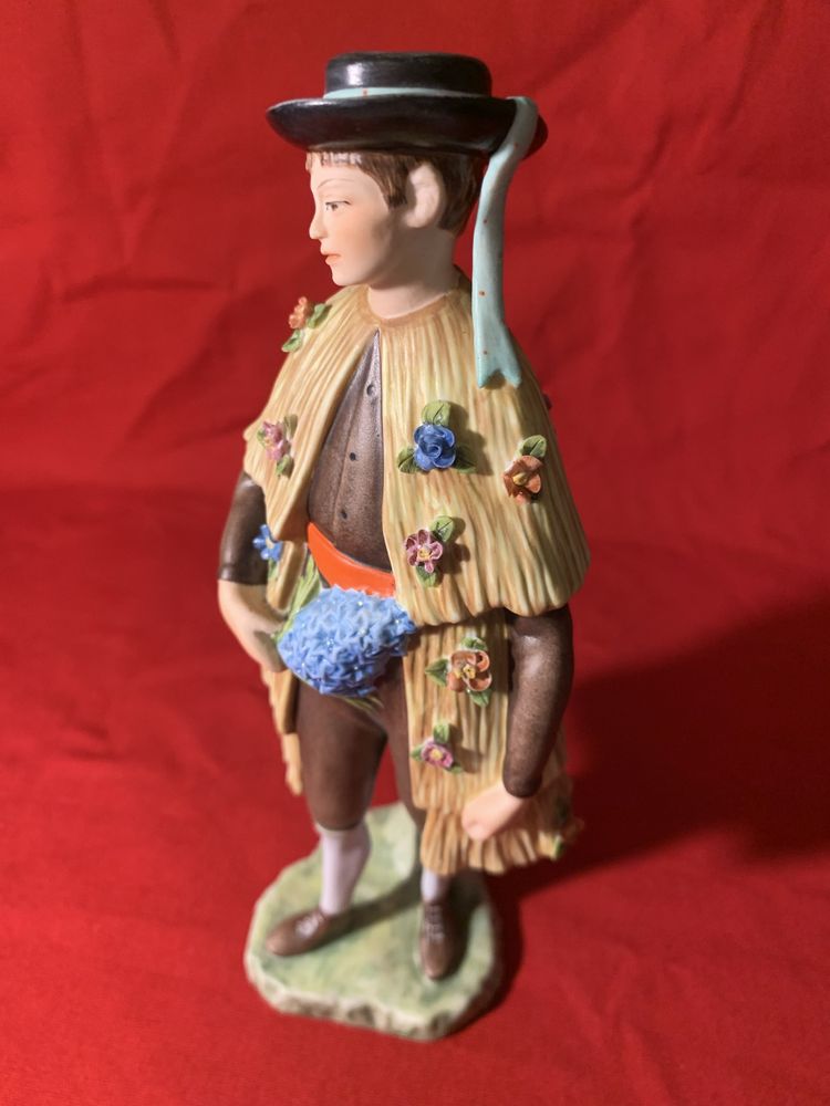 Figura Regional Vista Alegre Biscuit