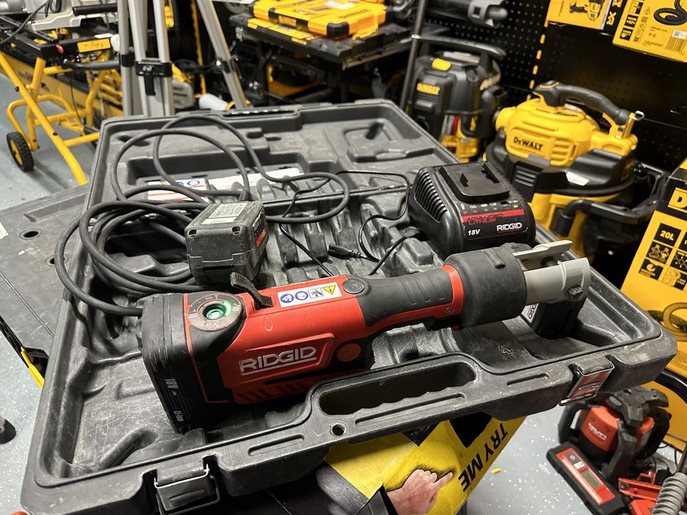 Прес електрогідравлічний RIDGID RP 351   радиальный rems