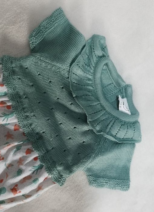 Jardineira 12 meses nova